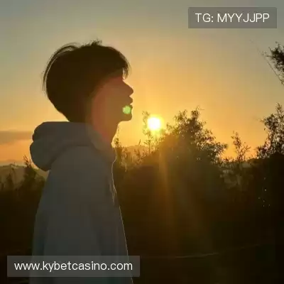 毕玥杨